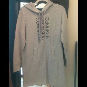 Calvin Klein Dress/Long sweater
